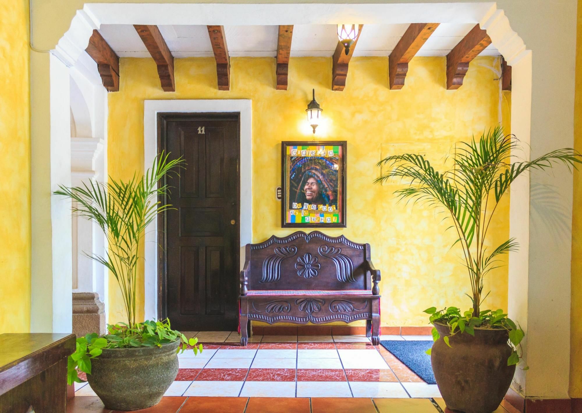 Hotel Casa Santa Lucia Antigua Bagian luar foto