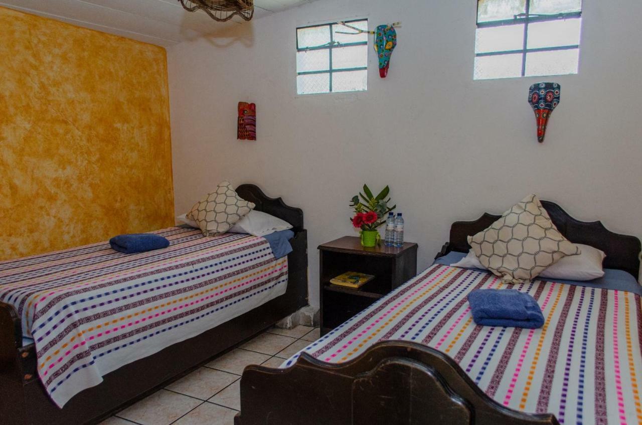 Hotel Casa Santa Lucia Antigua Bagian luar foto